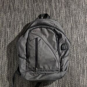 ibagbar Water Resistant Laptop Backpack with USB Charging Port